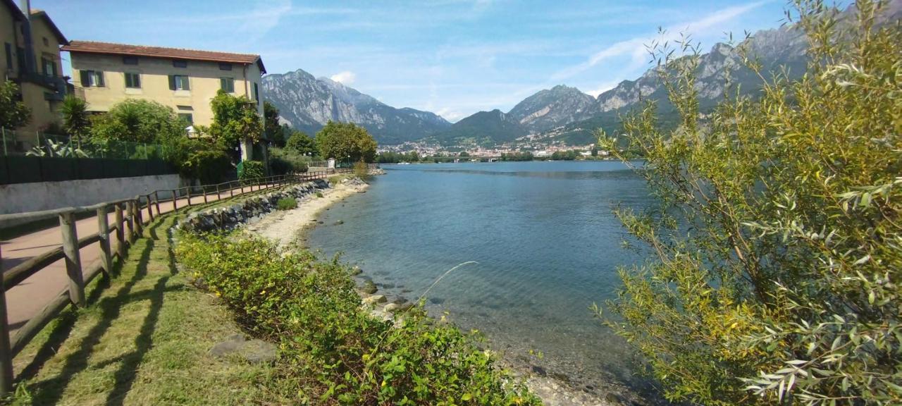 Vista Lago Lecco - Neiade Guest House Pescate Eksteriør billede