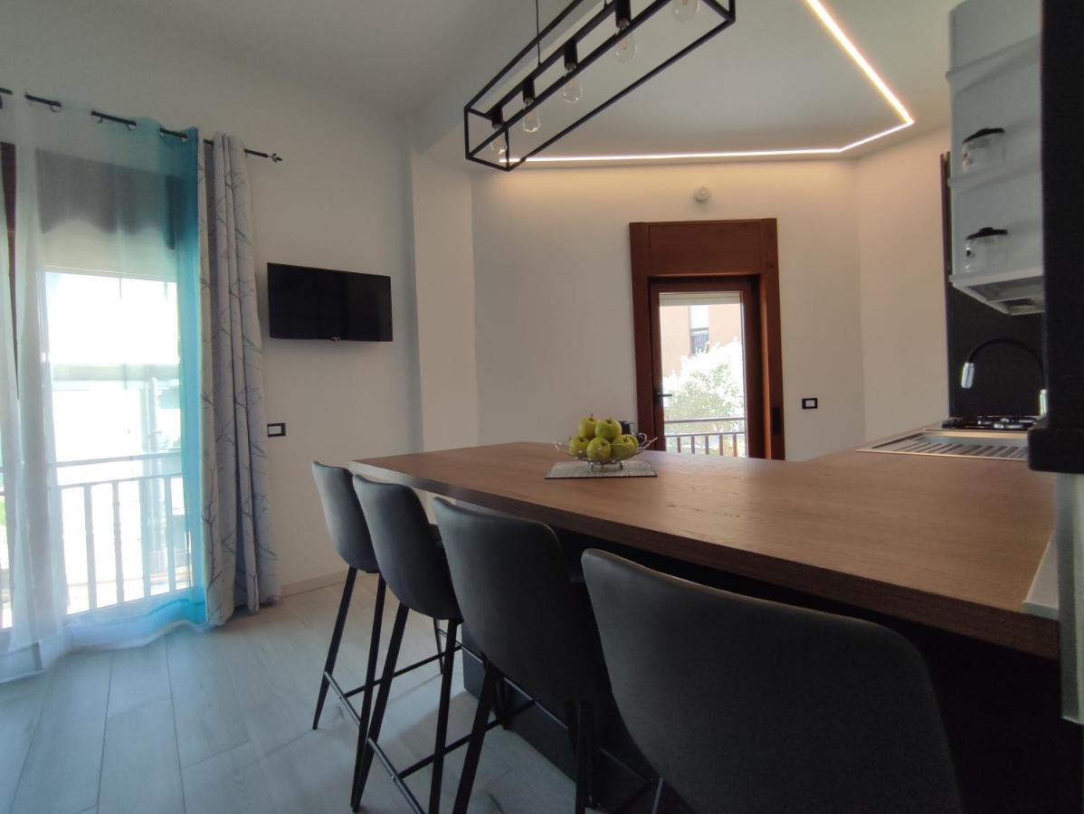 Vista Lago Lecco - Neiade Guest House Pescate Eksteriør billede